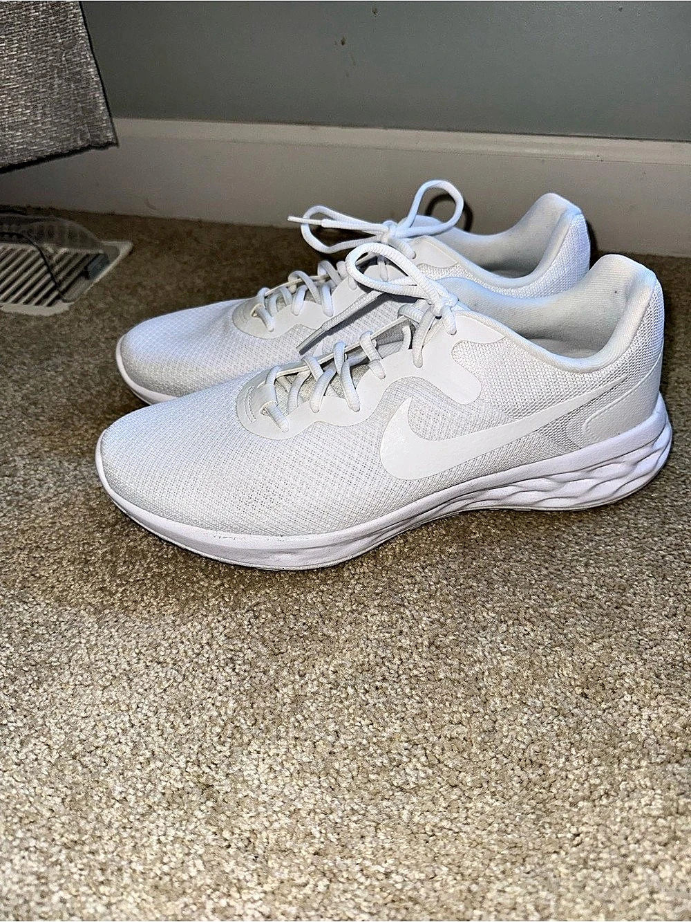 Nike Revolution 7 Athletic Shoes White US 11.5